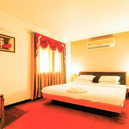 Hotel Sangam Karad Ngoại thất bức ảnh