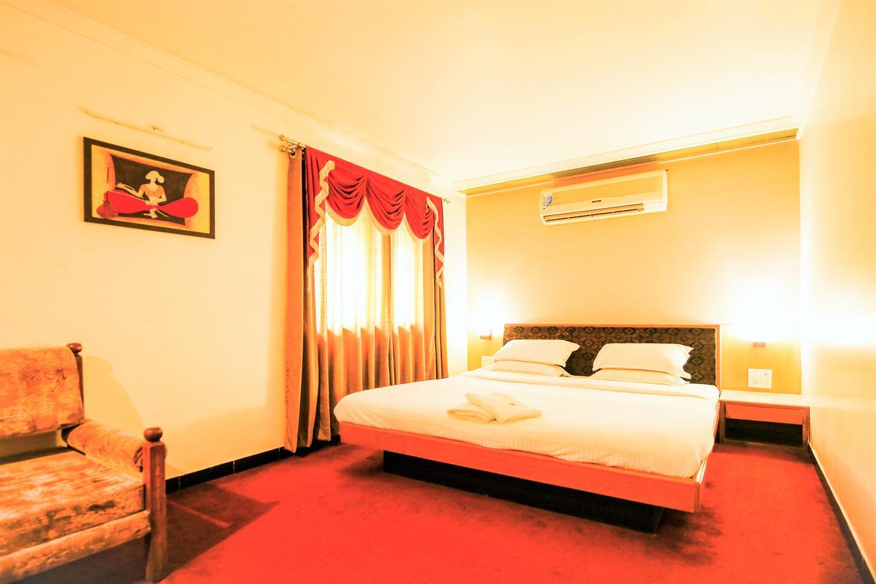 Hotel Sangam Karad Ngoại thất bức ảnh