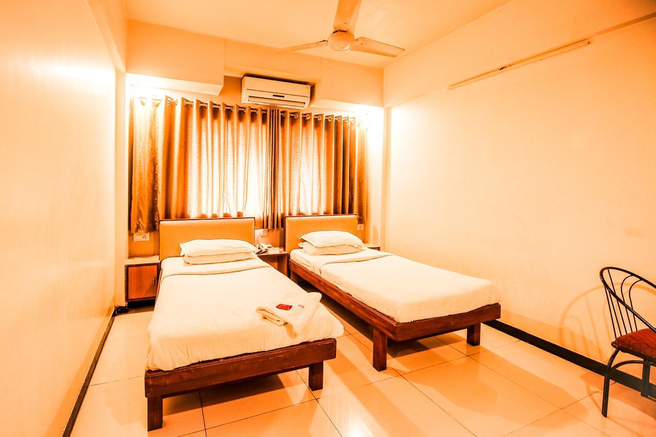 Hotel Sangam Karad Ngoại thất bức ảnh